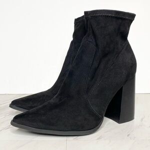 Steve Madden Touchdown Black Heeled Bootie 9.5